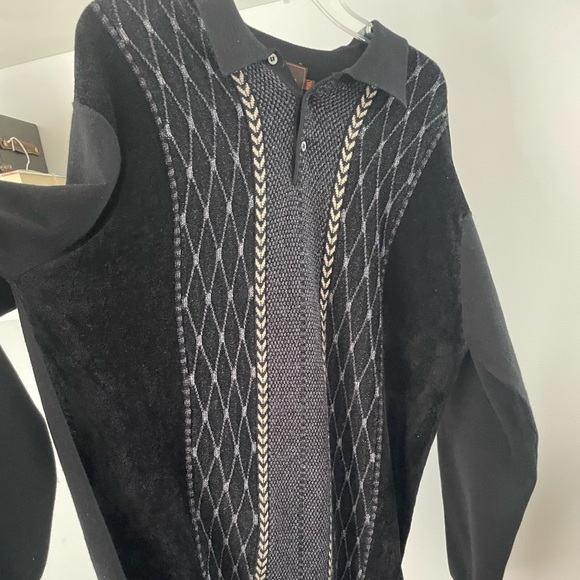 Vintage Sweater - Picture 3 of 5